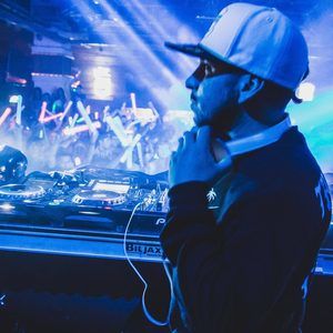 Meet your Posher, Raymond